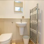 Spacious 3 Bed, Parking, Long Welcome, Relocators, Families, Contractors *