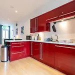 Lägenhet Spacious 3 Bed, Parking, Long Welcome, Relocators, Families, Contractors Knaresborough