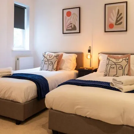 Spacious 3 Bed, Parking, Long Welcome, Relocators, Families, Contractors Διαμέρισμα Knaresborough