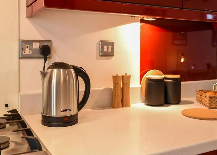 Appartement Spacious 3 Bed Parking, Long , Relocators